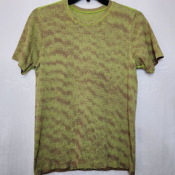 Lululemon Metal Vent Breathe Short Sleeve Shirt Size Medium - Picture 3 of 11